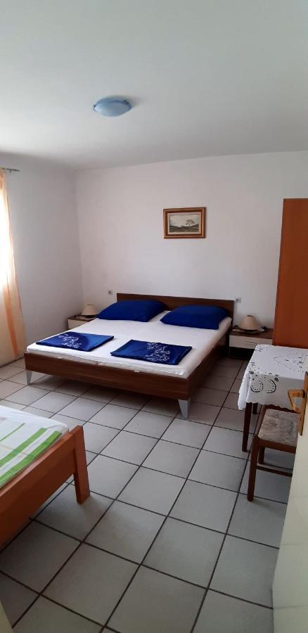 Apartman Pave & Ilija Jr Лопар Екстериор снимка